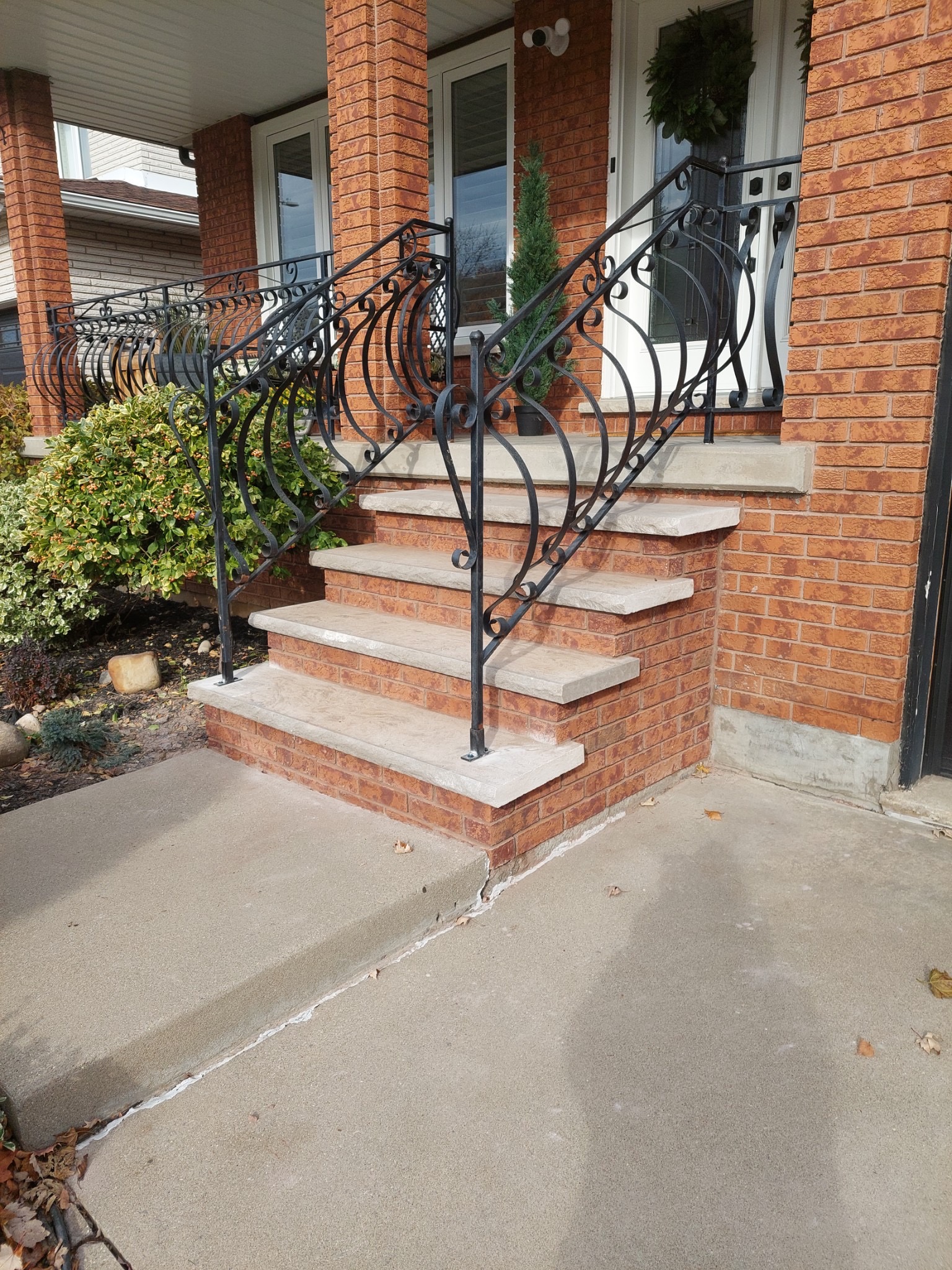 Professional brick porch construction and repair services in Toronto